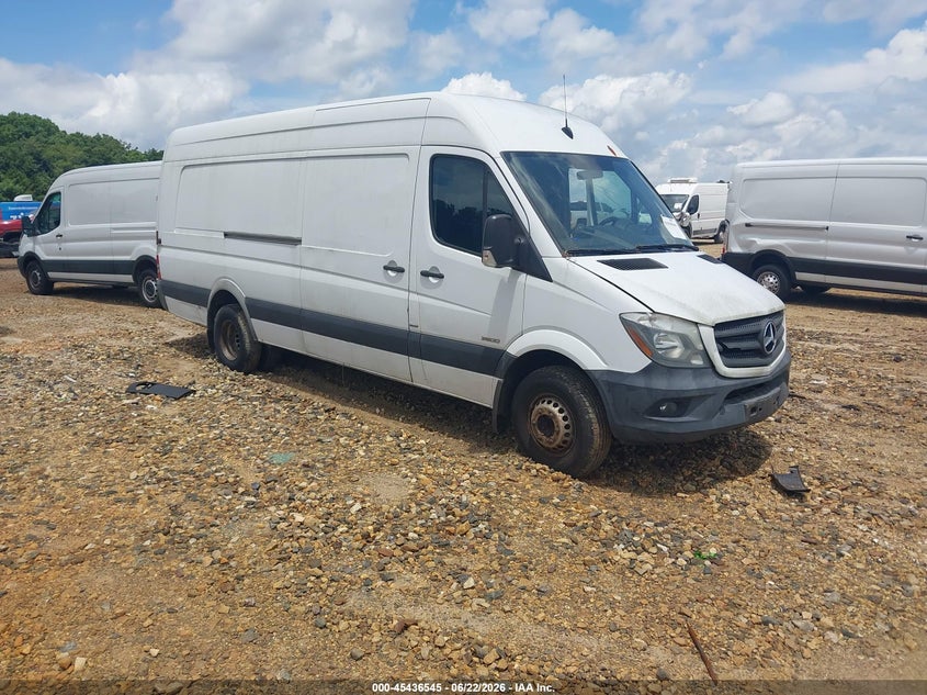 Vin: wd3pf1dd0gp240290, lot: 45934645, mercedes-benz sprinter 3500 high roof 2016 img_1