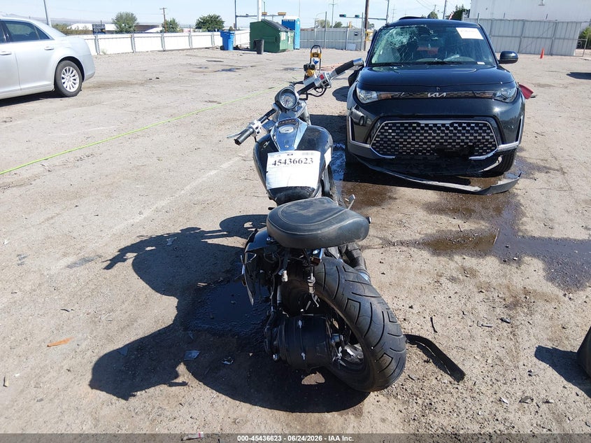 2005 Suzuki M50 Bk5 VIN: JS1VS56A852101600 Lot: 45436623