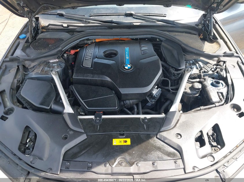 BMW 530E - zdjęcie 10