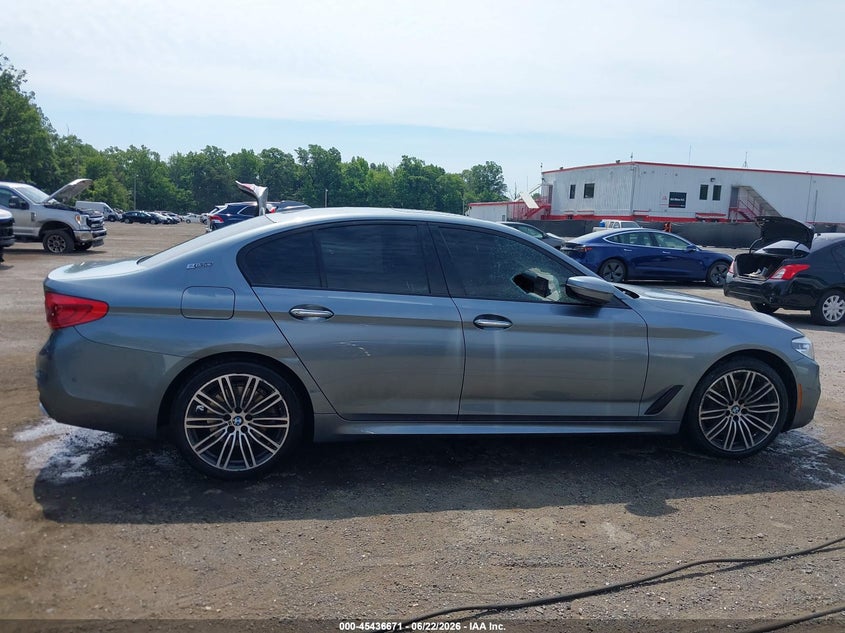 BMW 530E - zdjęcie 13