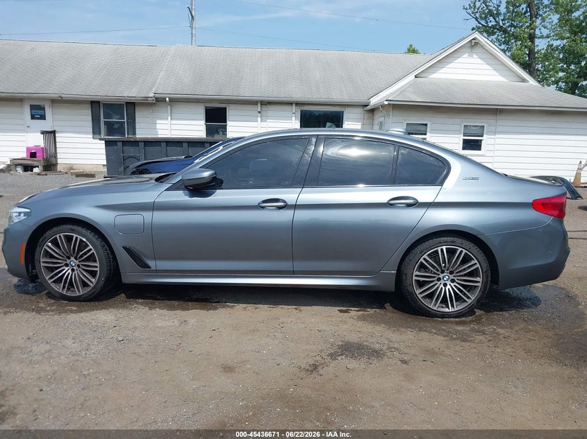 BMW 530E - zdjęcie 14