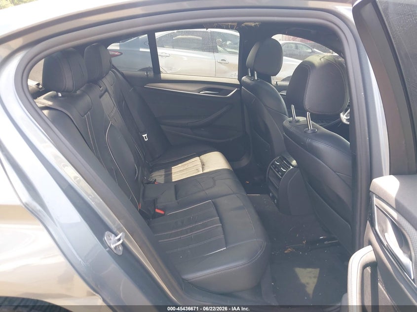 2018 BMW 530E auction photo 8