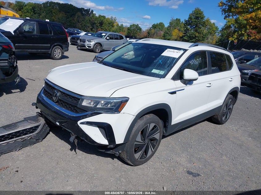 VOLKSWAGEN TAOS 2024 VIN 3VVUX7B20RM112071