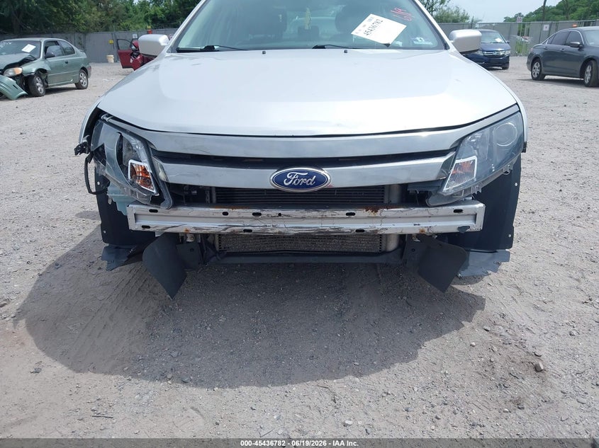 2011 FORD FUSION auction photo 6