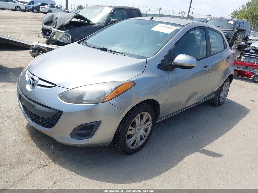 2011 MAZDA MAZDA2 auction photo 2