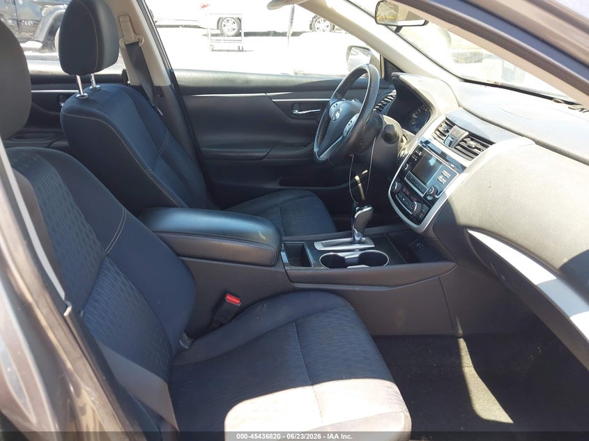 AtlanticExpress - Nissan Altima