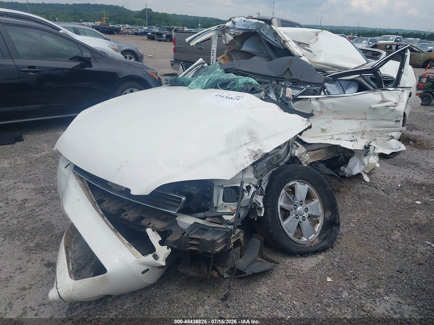 2009 CHEVROLET IMPALA auction photo 2