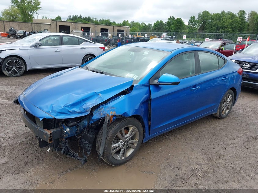 2017 HYUNDAI ELANTRA auction photo 2