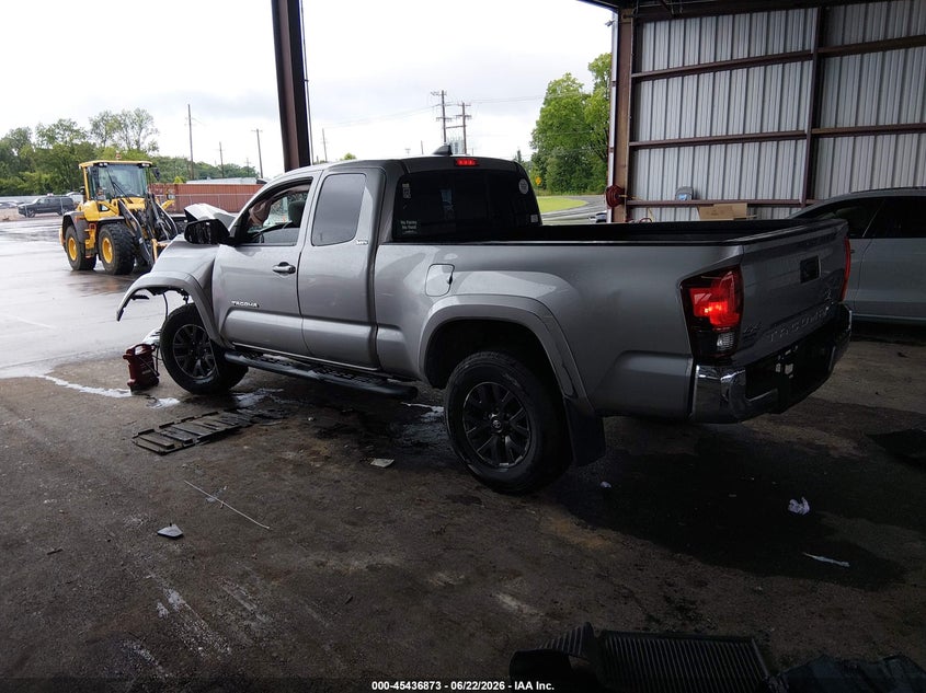 2020 TOYOTA TACOMA auction photo 3
