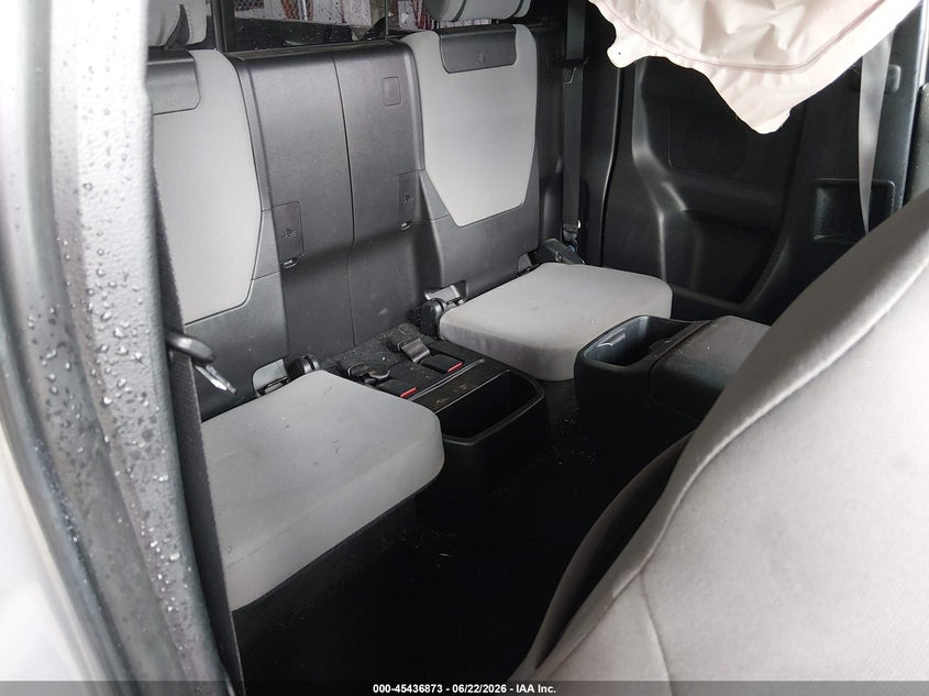 2020 TOYOTA TACOMA auction photo 8
