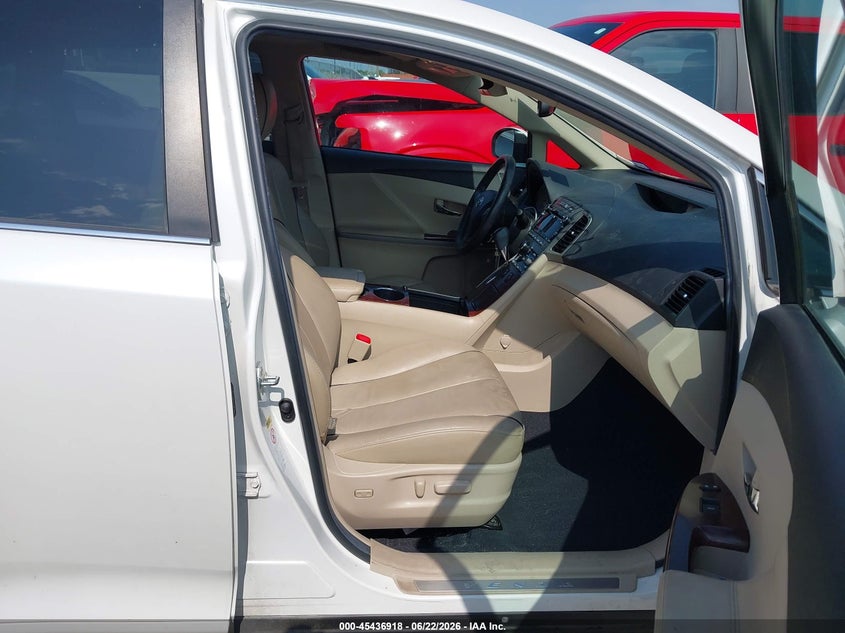 2011 TOYOTA VENZA auction photo 5
