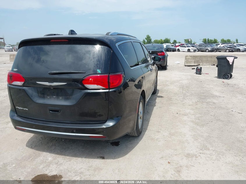 Vin: 2c4rc1eg6hr644498, lot: 45935029, chrysler pacifica touring-l plus 20174