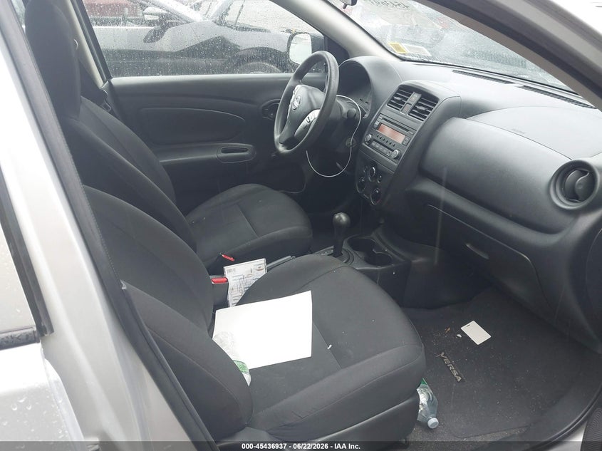 2015 NISSAN VERSA auction photo 5