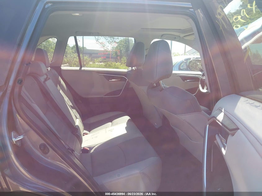 2024 TOYOTA RAV4 auction photo 8