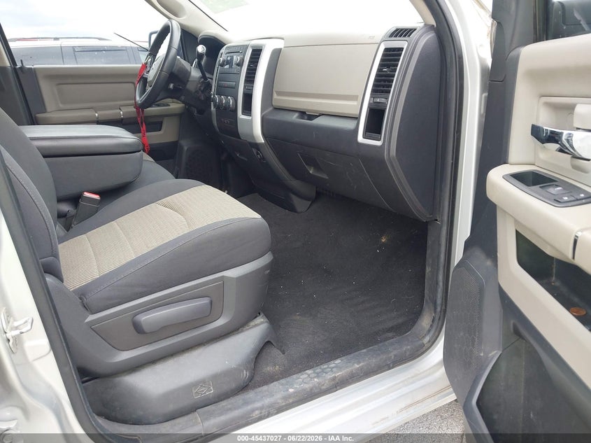 2010 DODGE RAM 1500 auction photo 5