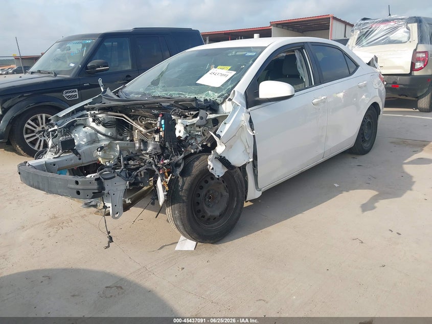 2015 Toyota Corolla L 2T1BURHE8FC365400 photo 1