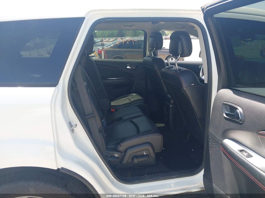 2015 Dodge Journey R/T VIN: 3C4PDDEG0FT633383 Lot: 45437136
