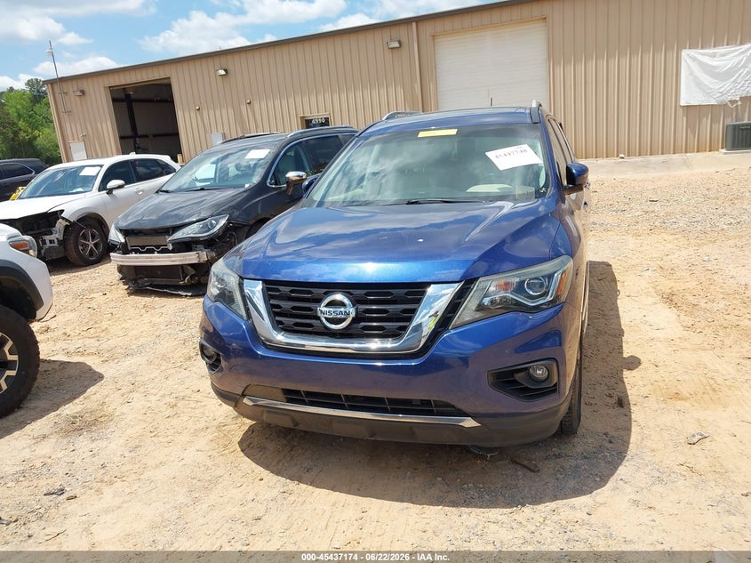 AtlanticExpress - Nissan Pathfinder
