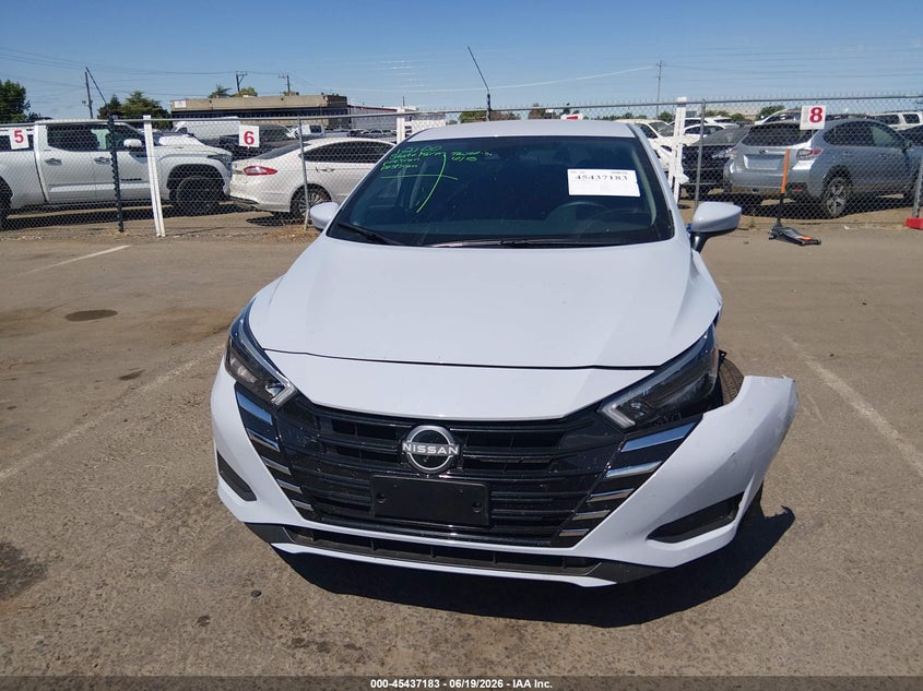 AtlanticExpress - Nissan Versa