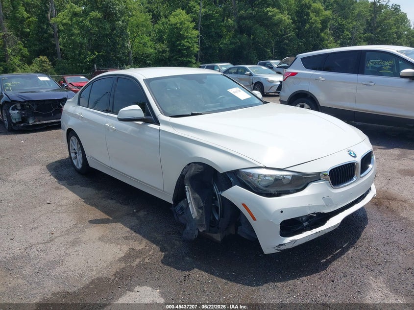 Vin: wba8a9c50gk619026, lot: 45935307, bmw 320i 2016 img_1