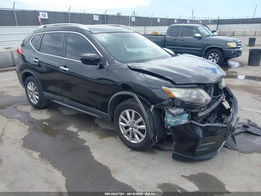 2017 NISSAN ROGUE SV