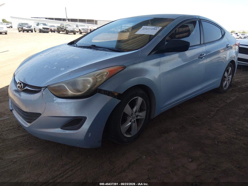 2011 HYUNDAI ELANTRA auction photo 2