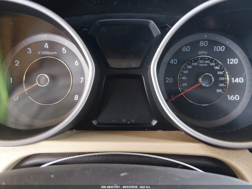 2011 HYUNDAI ELANTRA auction photo 7
