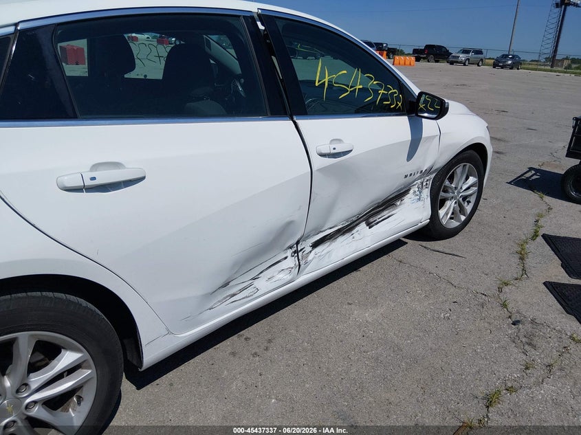 2017 CHEVROLET MALIBU auction photo 6