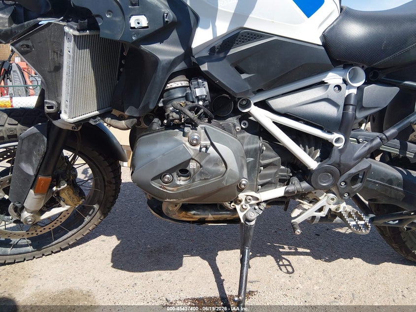 2021 BMW R 1250 Gs VIN: WB10M0307M6E33205 Lot: 45437400