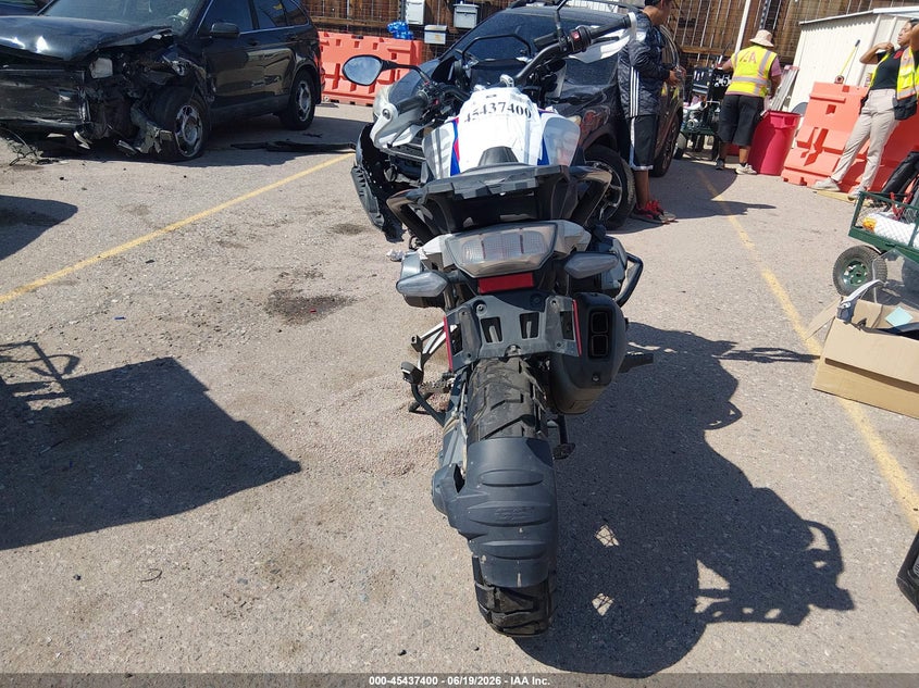 2021 BMW R 1250 auction photo 6