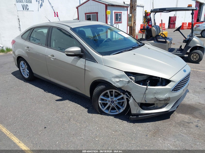 Vin: 1fadp3f25fl205978, lot: 45935523, ford focus se 2015 img_1
