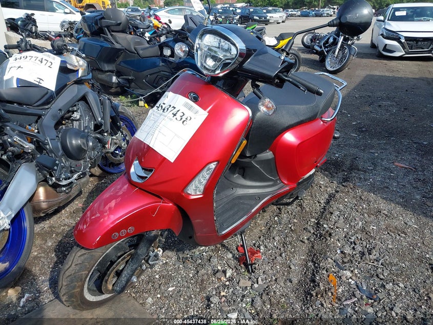 LC2DBJ142PC100240 2023 Kymco Usa Inc Like 150 photo 1