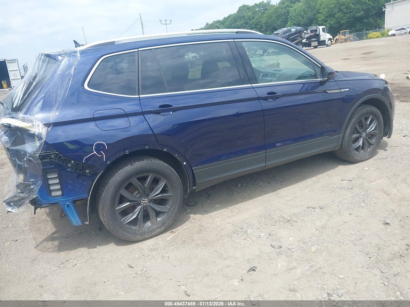 2024 VOLKSWAGEN TIGUAN auction photo 4