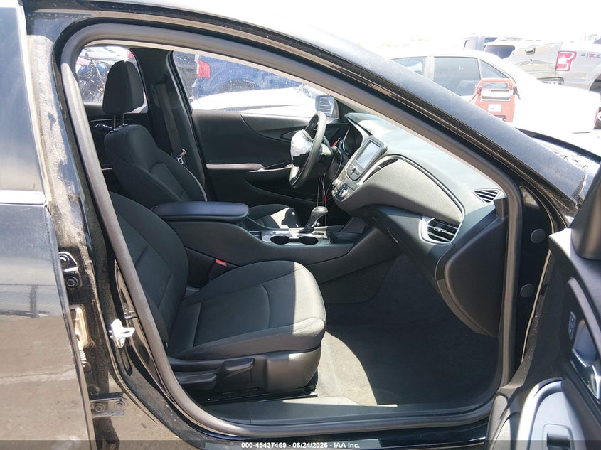 2016 CHEVROLET MALIBU auction photo 5