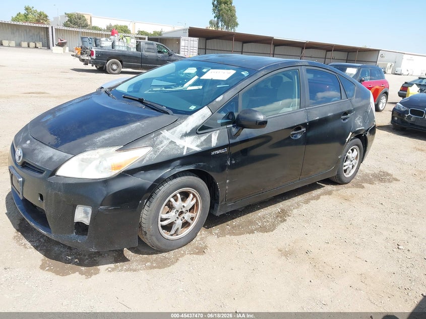 2011 Toyota Prius Two JTDKN3DU1B5302024 photo 1
