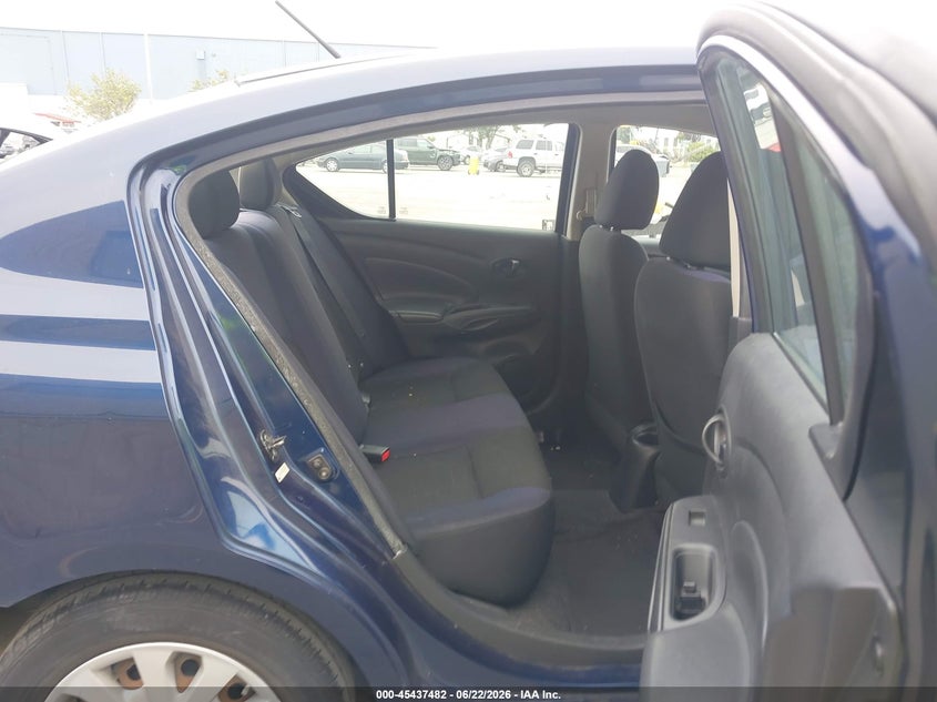 AtlanticExpress - Nissan Versa