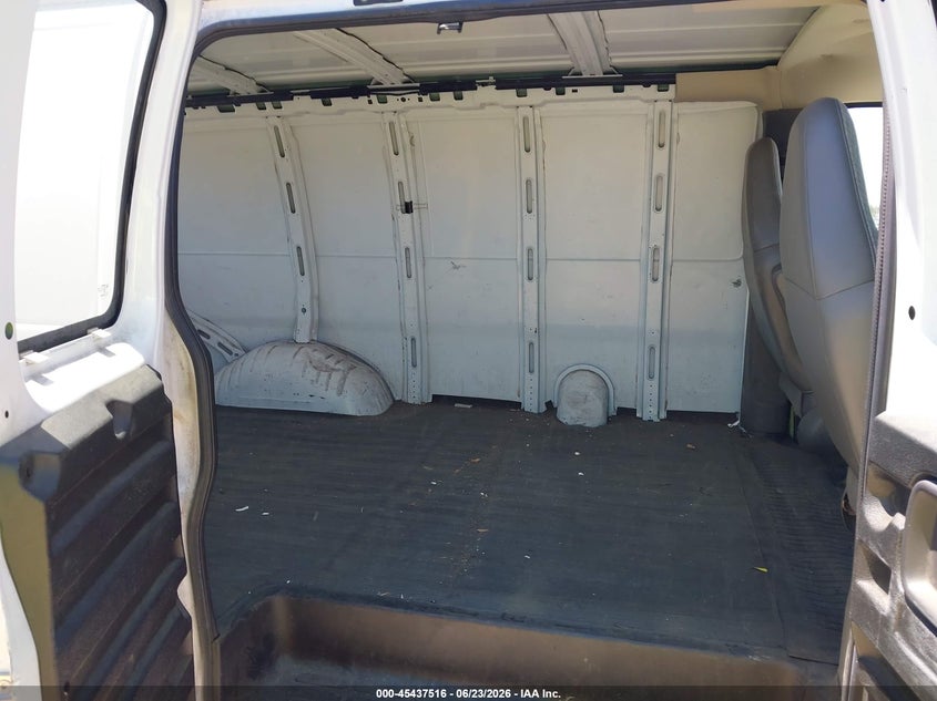 2006 GMC Savana Work Van VIN: 1GTFG15X361113980 Lot: 45437516