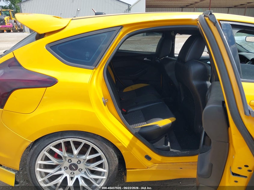 FORD FOCUS ST 2014 VIN 1FADP3L9XEL102670