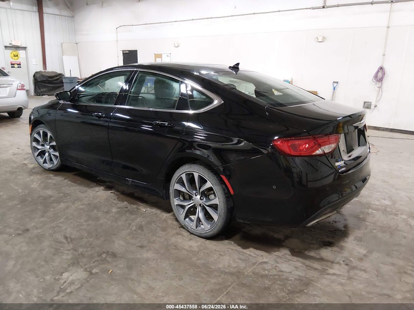 2015 CHRYSLER 200 auction photo 3