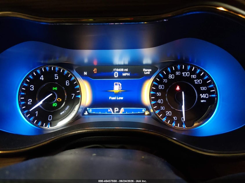 2015 CHRYSLER 200 auction photo 7
