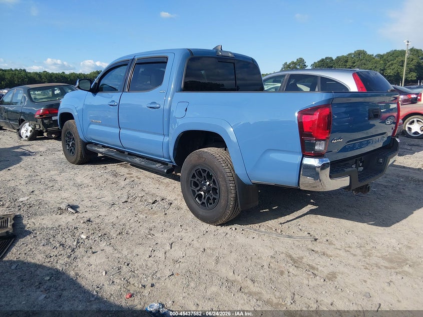 2019 TOYOTA TACOMA auction photo 3