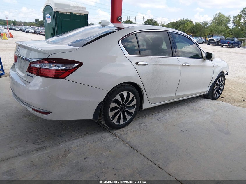 2017 HONDA ACCORD HYBRID auction photo 4