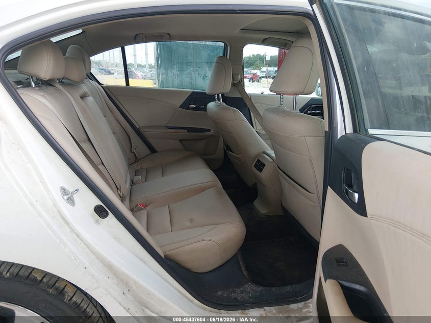 2017 HONDA ACCORD HYBRID auction photo 8