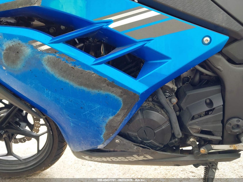 2017 Kawasaki Ex300 B VIN: JKAEX8B18HDA33819 Lot: 45437701