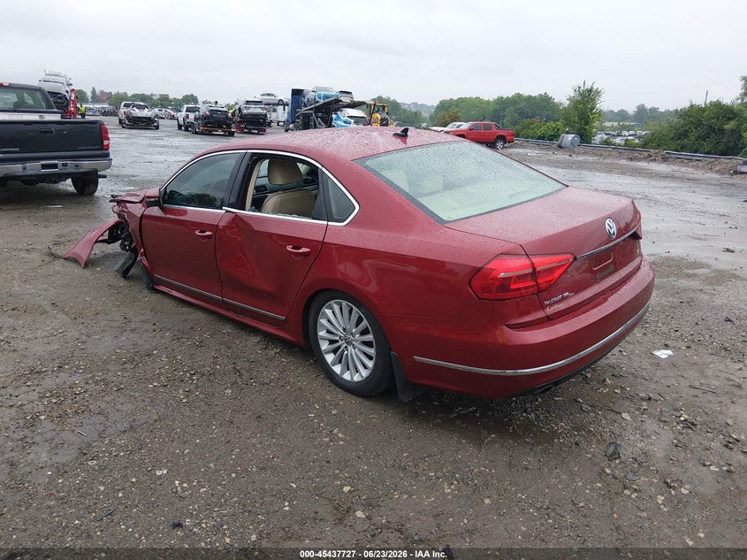 2016 VOLKSWAGEN PASSAT auction photo 3