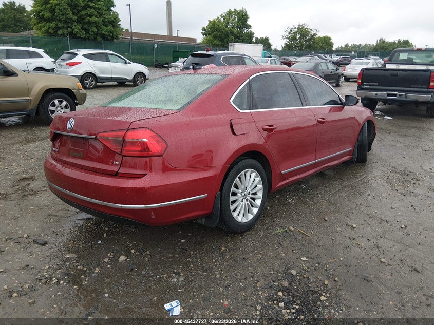2016 VOLKSWAGEN PASSAT auction photo 4