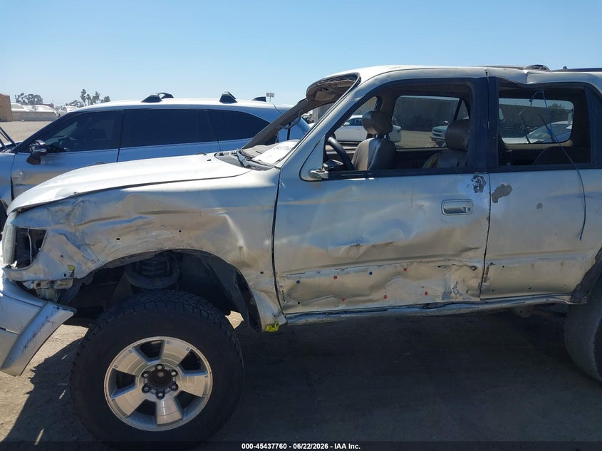 1999 Toyota 4Runner Limited V6 VIN: JT3GN87R7X0122260 Lot: 45437760