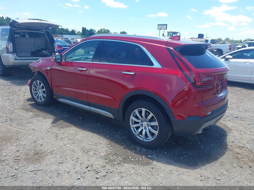 2019 CADILLAC XT4 auction photo 3