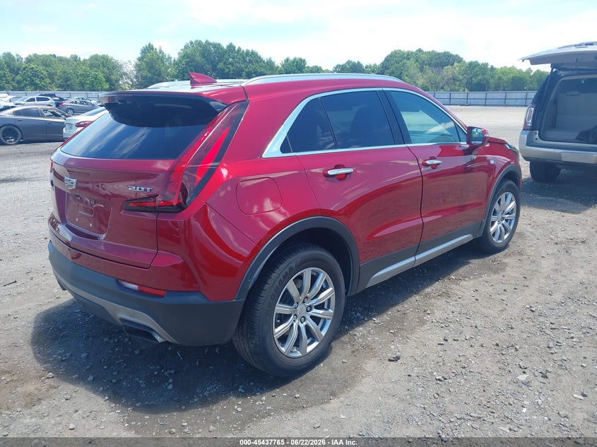 2019 CADILLAC XT4 auction photo 4