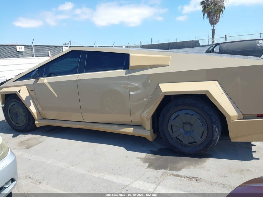 2025 Tesla Cybertruck VIN: 7G2CEHEE0SA060392 Lot: 45437832